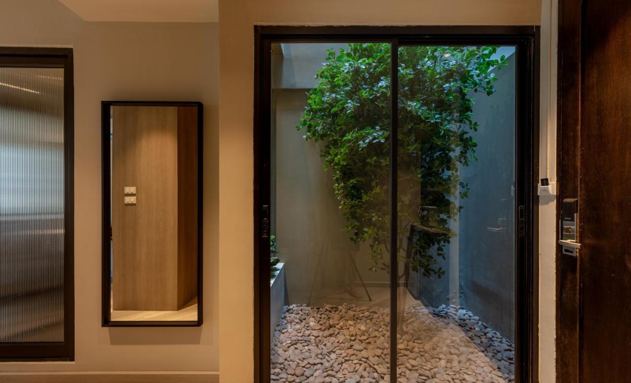 The Spades Private Residence Bangkok Esterno foto